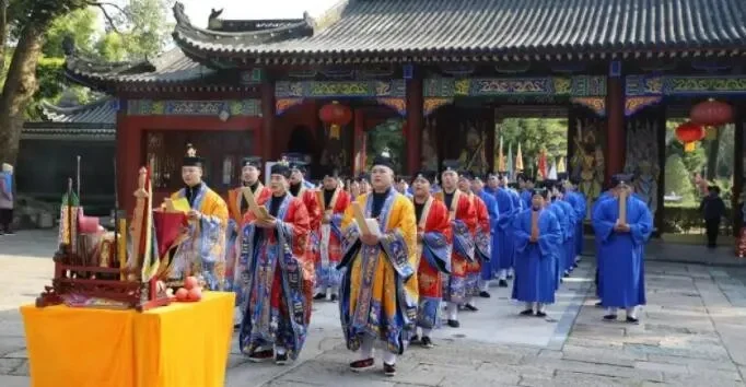 龙虎山天师府收徒条件-天师府收徒条件解析